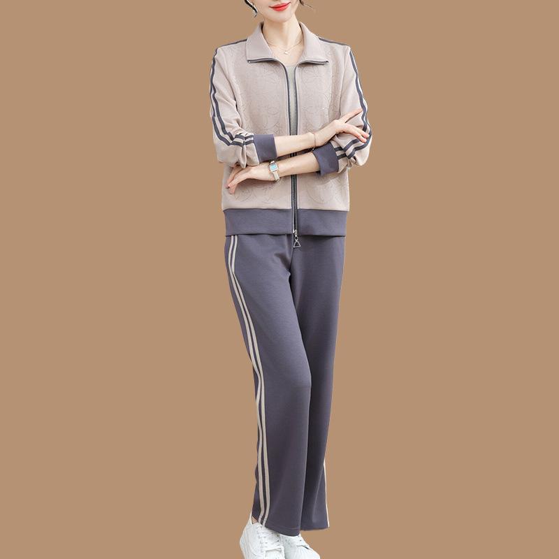 2025 Spring Tracksuit for Middle-aged Moms: Age-defying Casual Jacket and Top Set for Spring and Autumn
