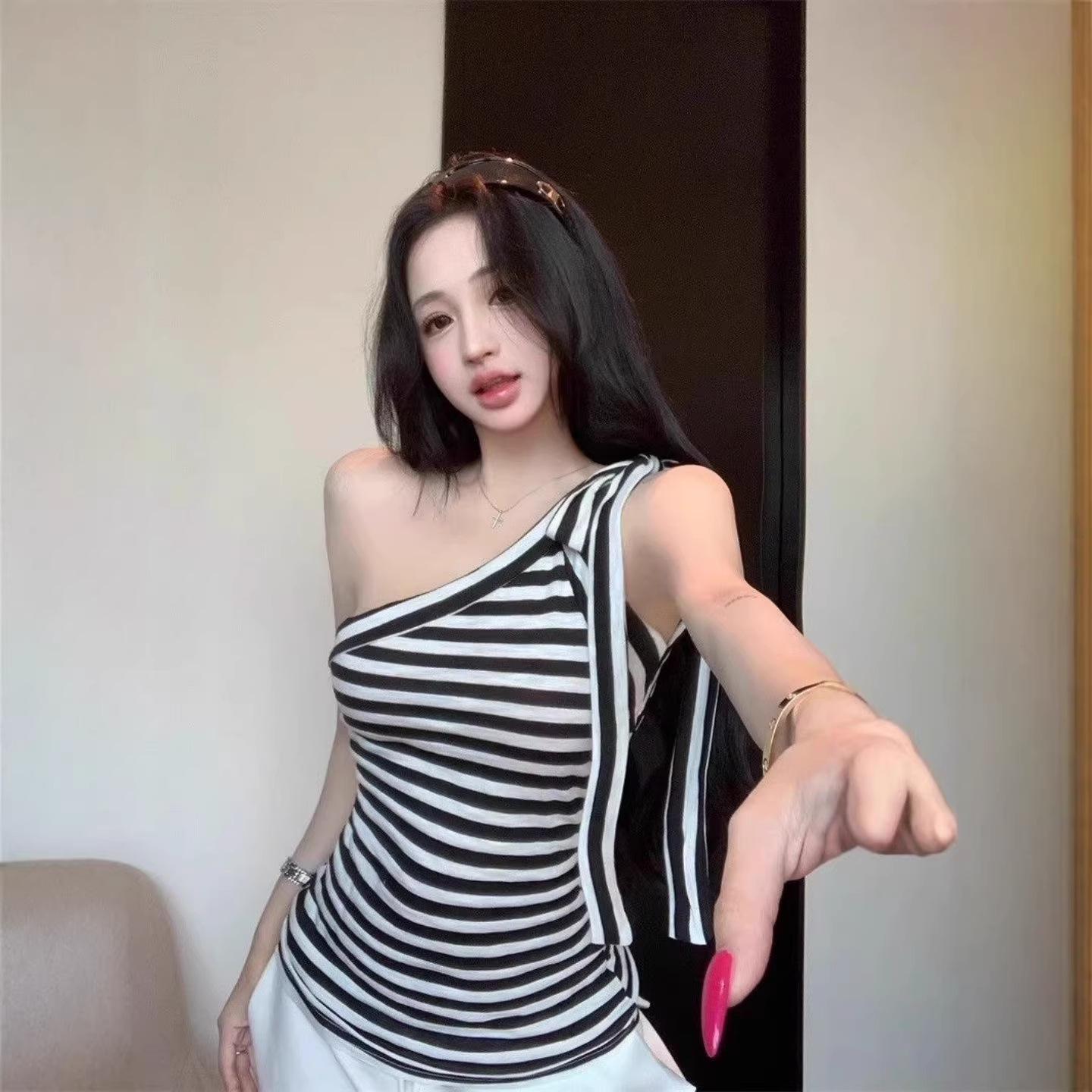 Retro Striped One-Shoulder Camisole - Slim Fit, Summer Style Women s Top L