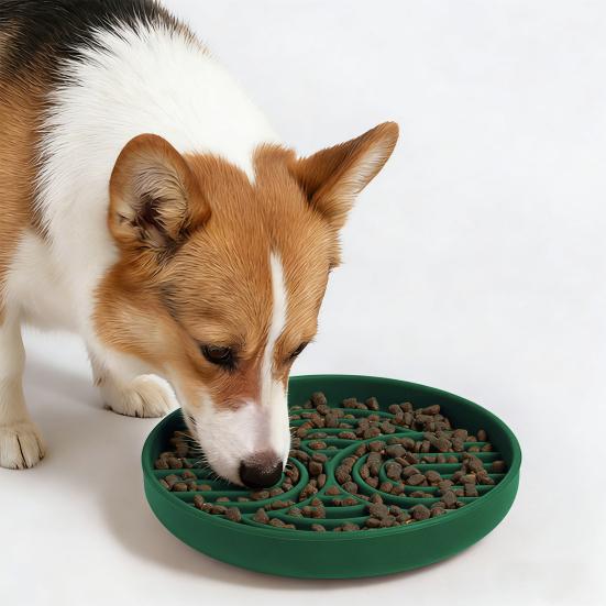 Slow Feeder Dog Bowl Silicone Dog Food Dish Puzzle Toy Slow Feeding Bowl to Prevent Gulping Choking And Bloating for Dogs And Cats