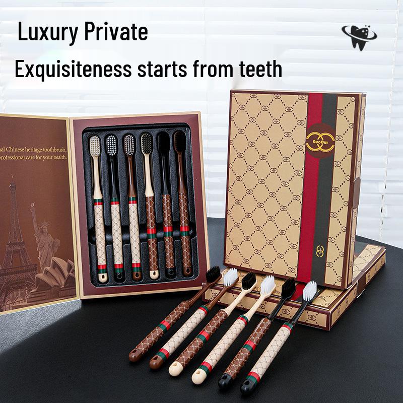 High-End Erwachsenen-Zahnbürsten-Set: 6-teilige Geschenkbox mit ultrafeinen, mittelharten Borsten und stilvollen, bedruckten Griffen