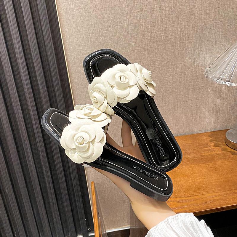 Fashion White Camellia Women Slippers  Designer Mixed Color Summer Shoes Woman Flower Decoraion Flip Flops Outdoor Slides Shoes
