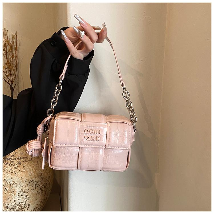 IELGY Универсальная маленькая квадратная сумка через плечо серебристого цвета — фото 6