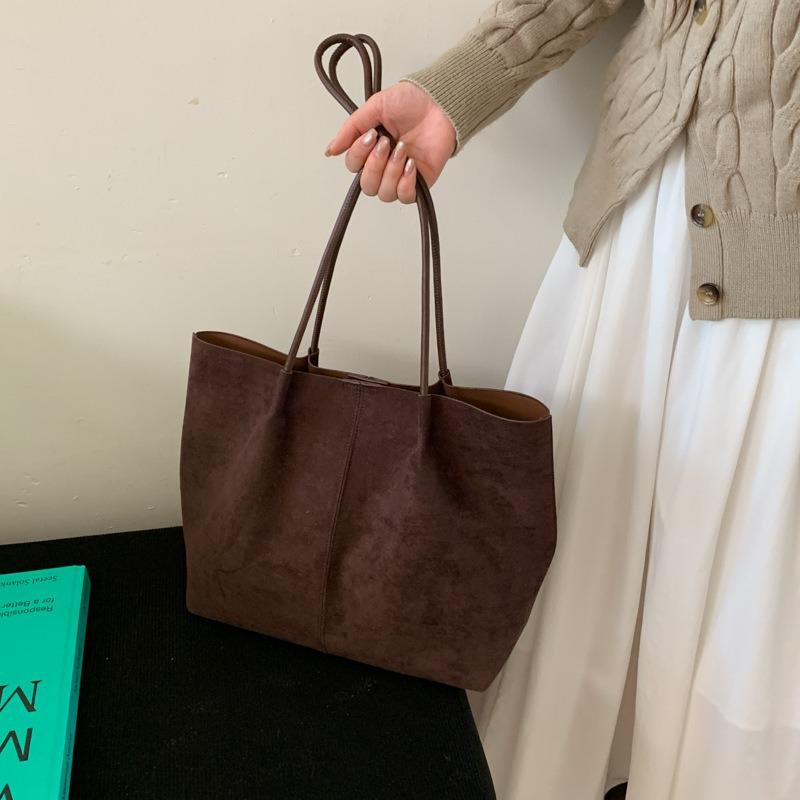 Autumn and Winter Suede Bag Women's New Sense Retro Versatile Commuter Tote Bag Large Capacity Bag