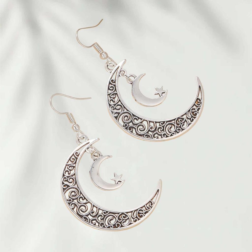 Trendy Retro Star and Moon Crescent Earrings for Women – Unique Hollow Design