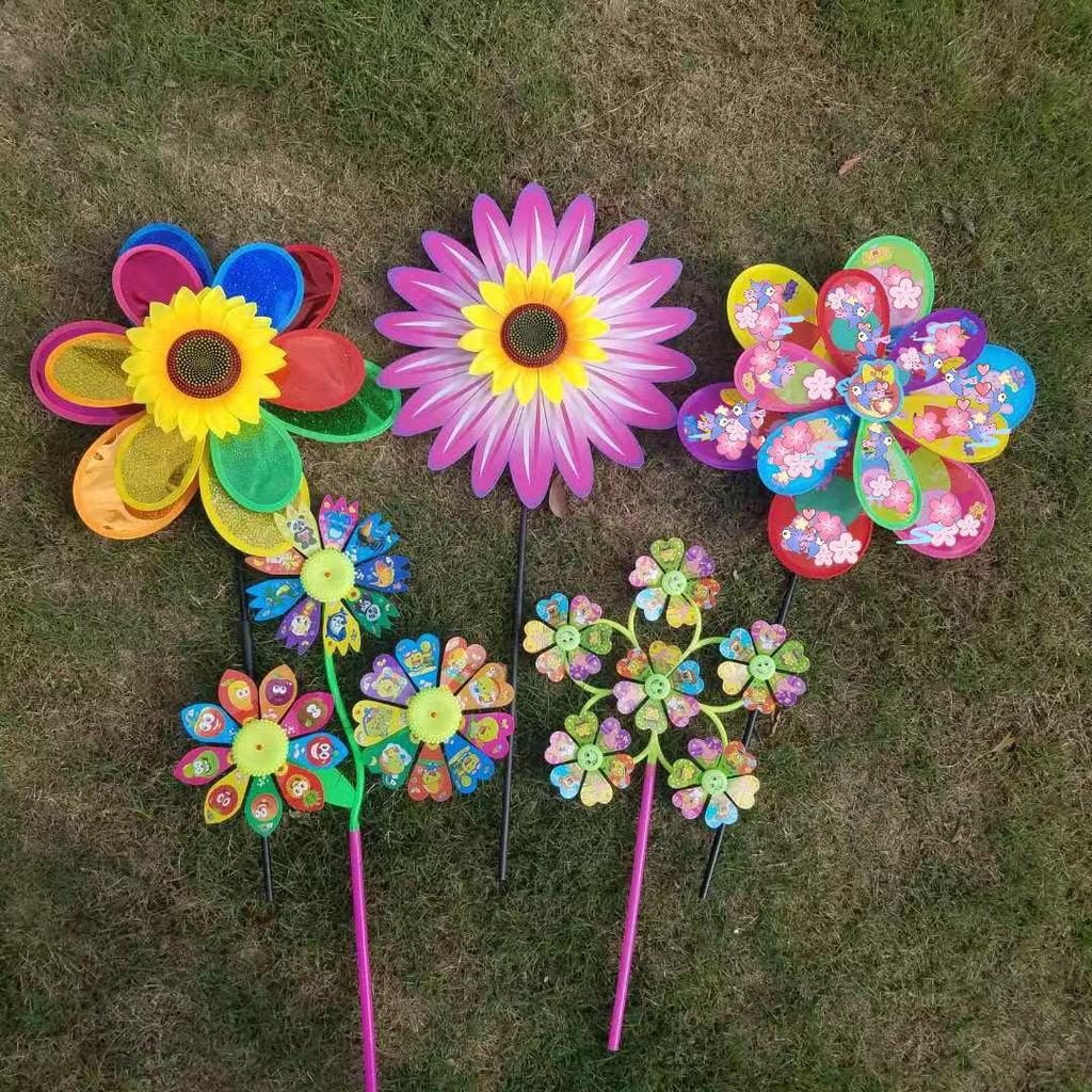 Children's Smiley Face Sunflower Pinwheel with Cartoon Design