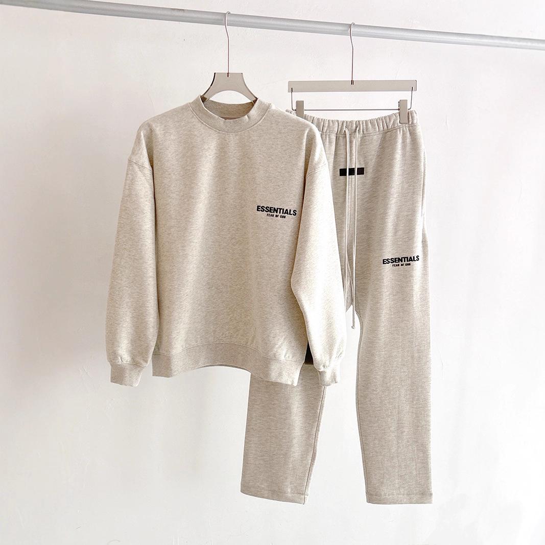 Модный худи-комплект FOG для полных с круглым вырезом и принтом-флоком Medium 6890₽