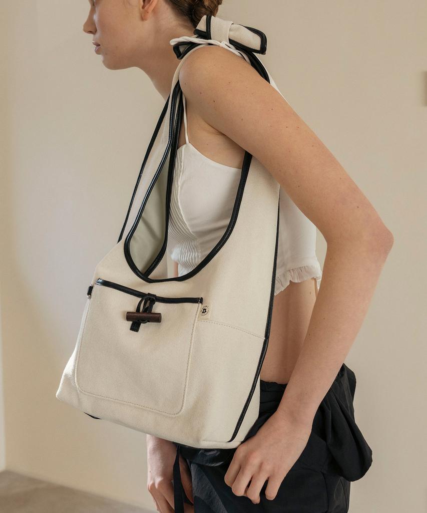 Moiqui Le Peppe Shoulder Bag_Blk