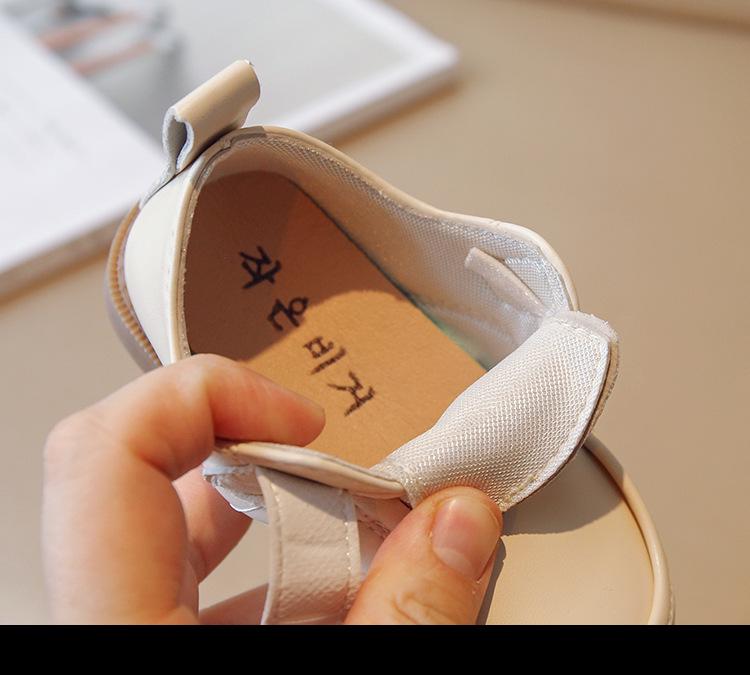 2025 Vår/Höst Koreansk Stil Enfärgad Casual Läderskor för Pojkar & Flickor - Baby Walker & Mjuk Sula Alternativ