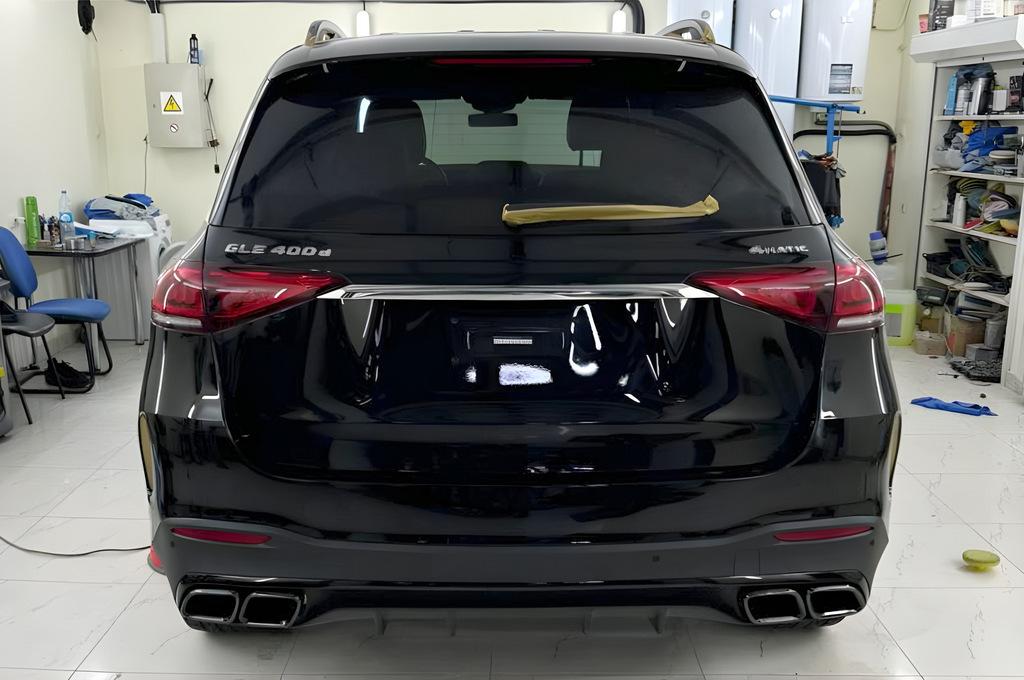 

GLE63 AMG rear diffuser (with Black attachments) for Mercedes GLE W167