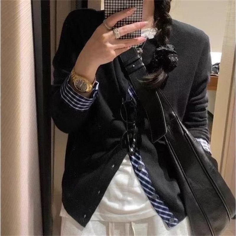 Temperament Commuter Crew Neck Single-breasted Plaid Splicing Knitted Cardigan Women's Autumn New Fashion Age-reducing Sweater