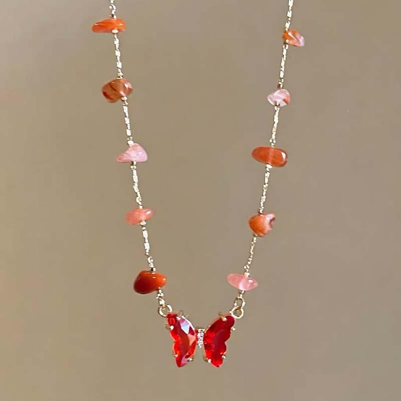Guofeng Delight: Subculture Gradient Crystal Butterfly Clavicle Chain.