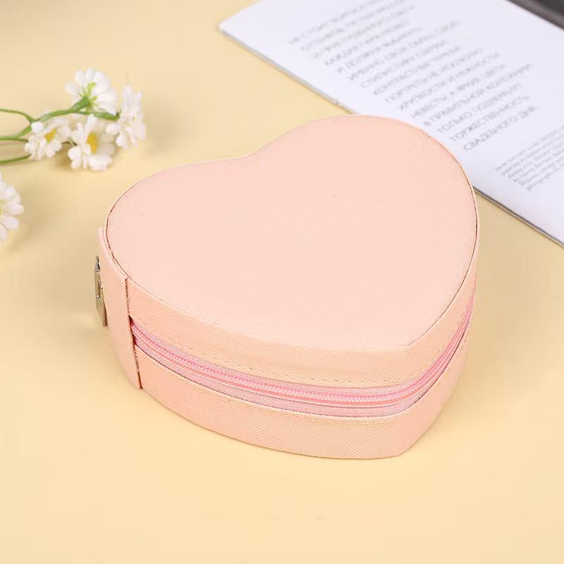 

Heart-Shaped PU Leather Jewelry Storage Box for Stud Earrings - Portable and In Stock 12*11*5cm розовый