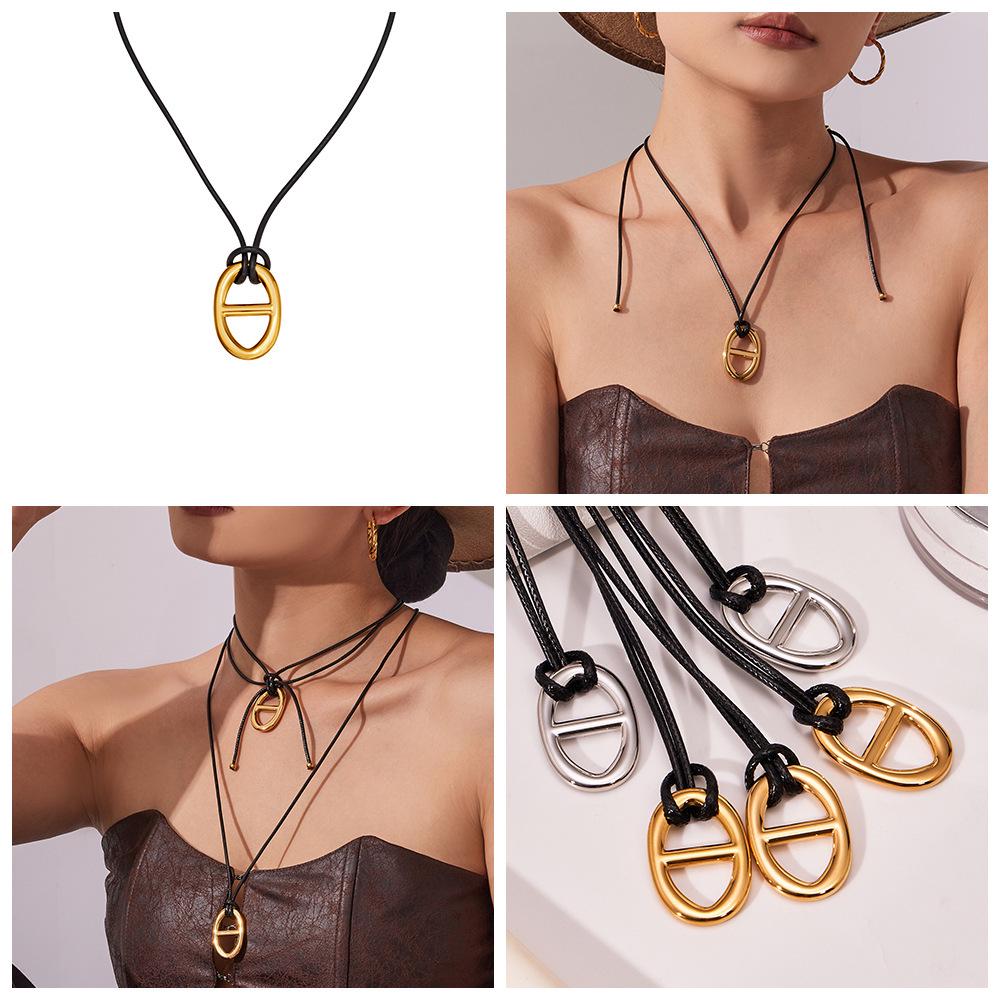 Qiong Yao Stainless Steel Personalized Day Pendant Leather Clavicle Chain, PVD Gold Plated, Adjustable Fashion Sweater Necklace.