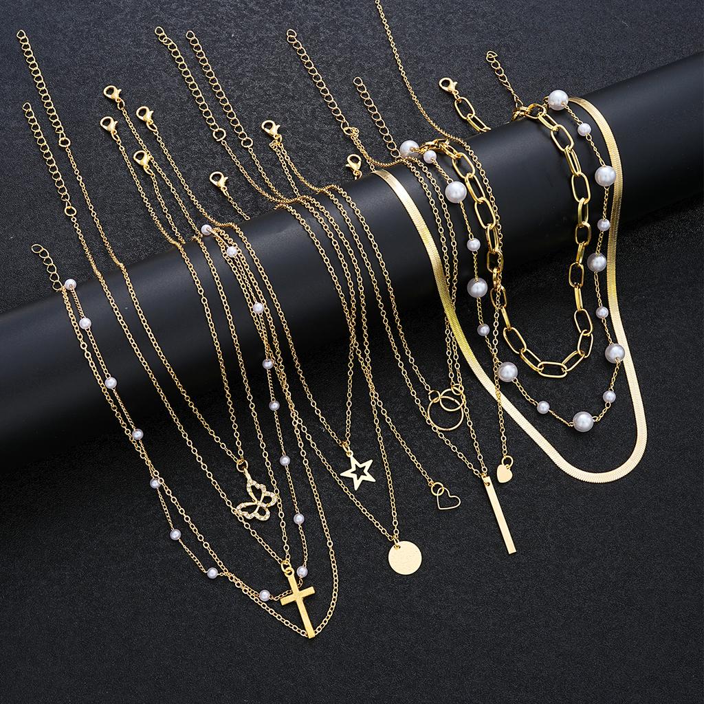 11 Pcs Simple Pearl Choker Necklaces Set for Women Fashion Layered Chain Star Cross Heart Pendant Charms Necklace Jewelry Gifts