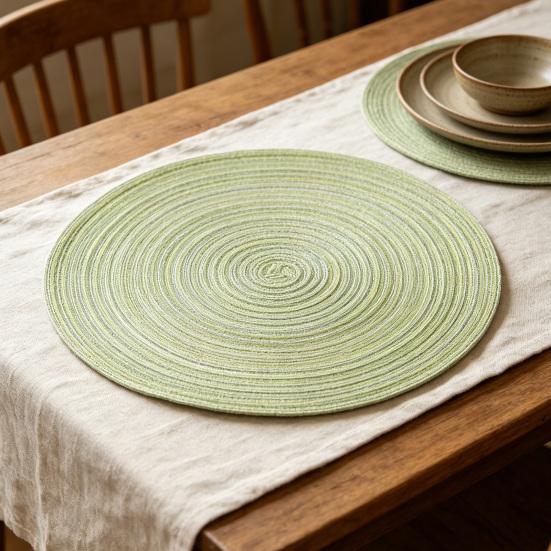 Hitzebeständige Platzsets Rutschfeste Tischsets für das Esszimmer Elegante runde Untersetzer für Zuhause Küche Party Rustikales Küchen-Dekor