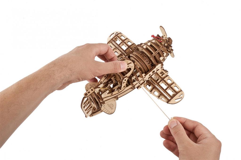 UGEARS | Mad Hornet Airplane | Mechanical Wooden Model