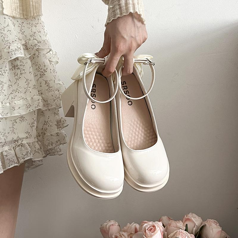 

2025 новые маленькие водонепроницаемые туфли-лодочки на высоком каблуке Мэри Джейн на толстом каблуке туфли-однословки с жемчугом свадебные туфли банкетные туфли 40 бежевый