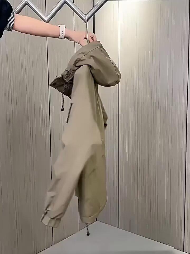 Men's Mountaineering Hooded Jacket: Trendy, Loose-Fit, Versatile, Casual Fashion Coat for Autumn/Winter.