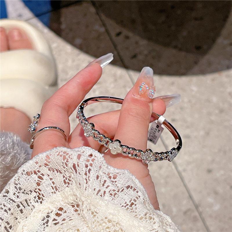 Sweet Zircon Mother Flower Bracelet Fashion Light Luxury Internet Celebrity Style Bracelet Temperament High Sense Versatile Jewelry Women