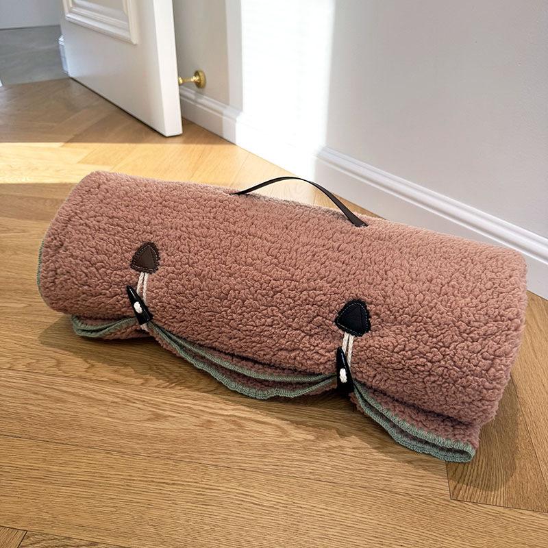 Original Multifunctional Portable Blanket Office Nap Air Conditioning Blanket Shawl Car Pillow Quilt Blanket Dual Use