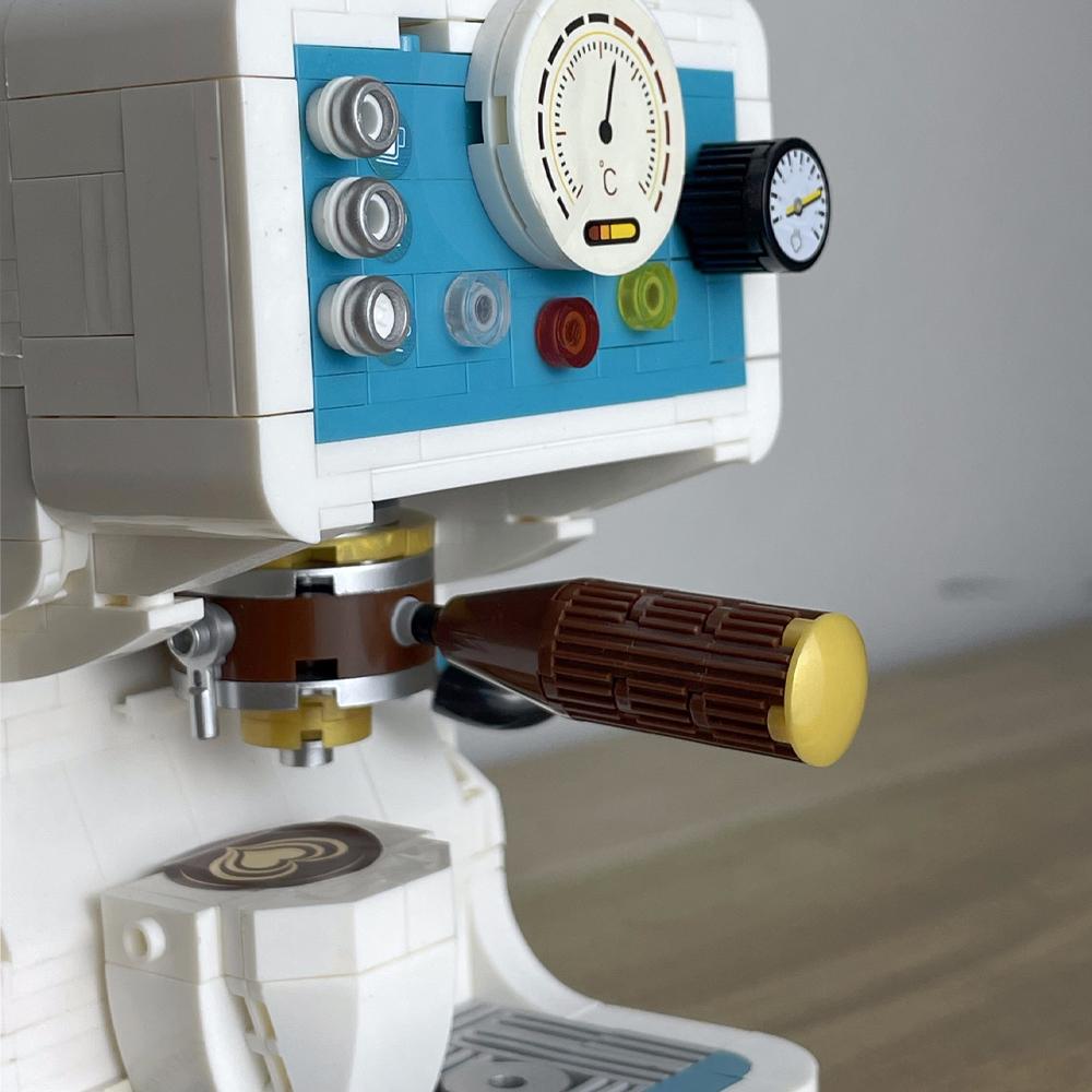 KNEW BUILT Klasik Kahve Makinesi Modeli Mini Yapı Taşları Vintage Dekorasyon Çocuklar İçin Montaj Hediyelik Oyuncaklar İnşaat Blokları
