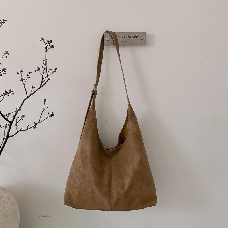 New Lazy Wind High-value Big Bag Women's Commuter Shoulder Bucket Bag Crossbody Child and Mother Bag