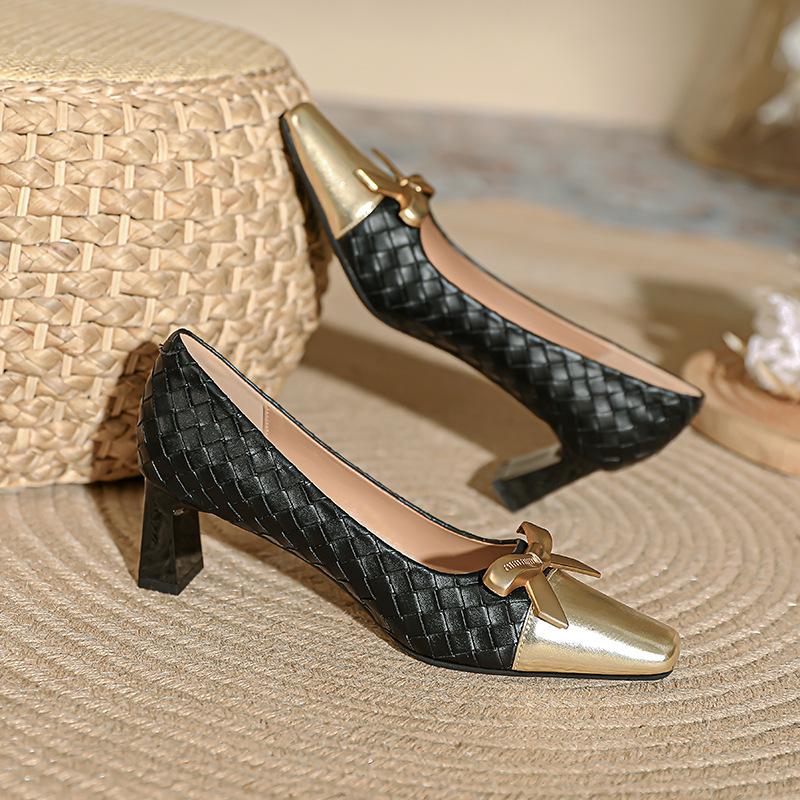 French single shoes women's middle heel spring 2025 new women's shoes small fragrant retro splicing square head high heels thick heel