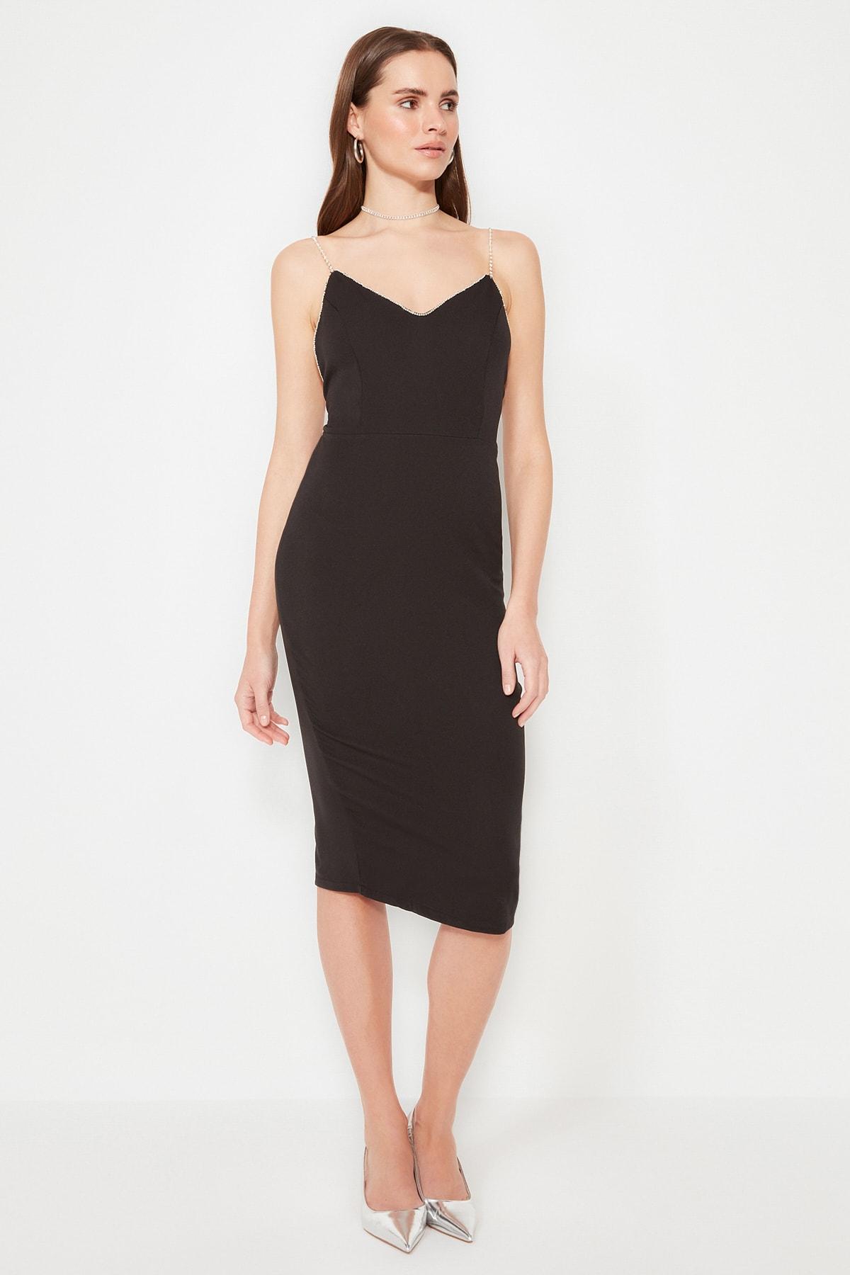 

Черное платье с аксессуарами TPRSS20EL2061..