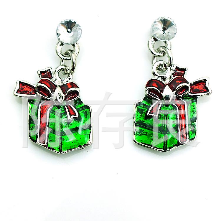 

Exquisite Green Enamel Christmas Earrings: Festive Holiday Gifts білий