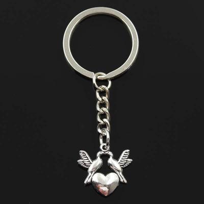 Fashion Kissing Doves Birds Heart 21x22mm Pendant 30mm Key Ring Chain   Men Car Gift Souvenirs Keychain