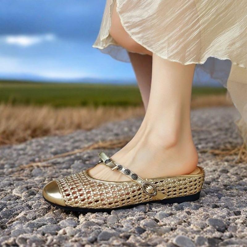 

Мода 2025 Бренд Женская обувь Закрытый носок Женские тапочки Мода Улица Металлическая отделка Повседневные Универсальные Бестселлер Плоские тапочки 40