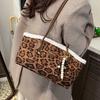 Niche Matte Handbag Women's 2025 New Retro Simple Underarm Bag Fashion High-end Leopard Print Shoulder Bag