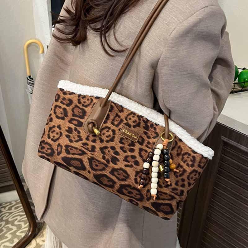 Niche Matte Handbag Women's 2025 New Retro Simple Underarm Bag Fashion High-end Leopard Print Shoulder Bag