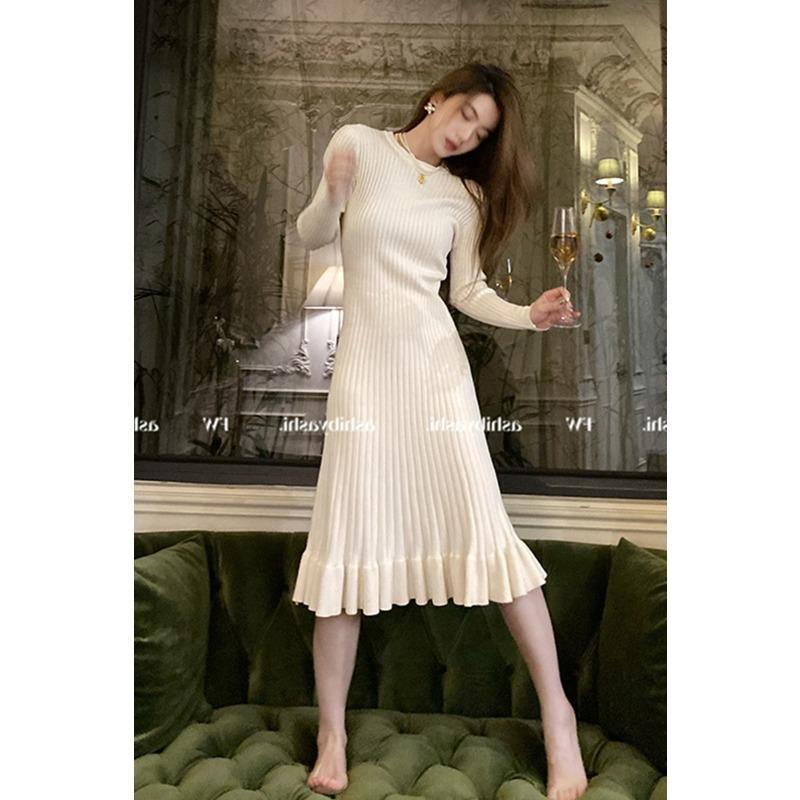 Today's Fashion Is Beautiful, Chic, Unique, Fashionable and Gentle Knitted Hip-wrapped Long Dress
