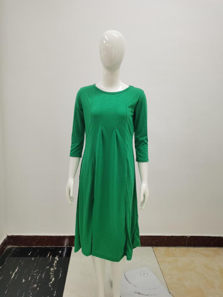 2024 Damen Sommer Mode Rundhals Mittellange Ärmel Einfarbig Großes Schwingkleid