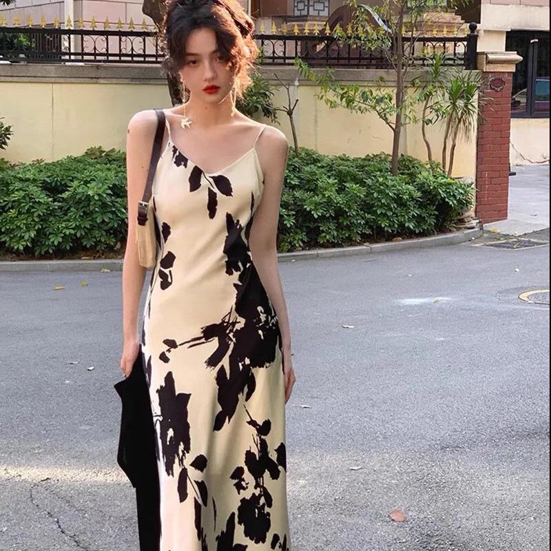 French Suspender Dress Femininity Slim Waist Summer New V-neck Printed Commuter Medium and Long Skirt