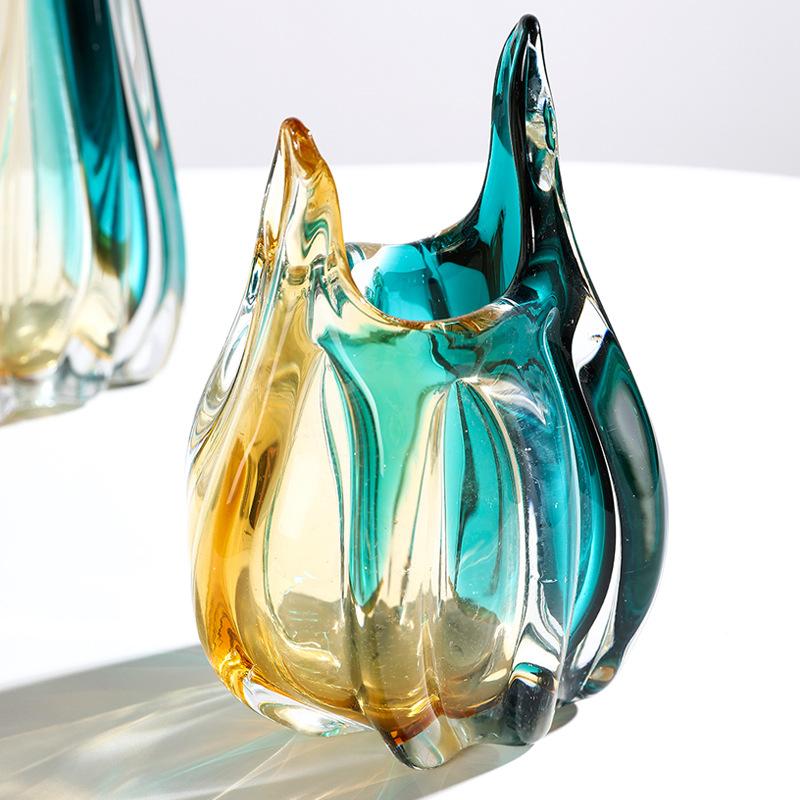 Creative Two-Color Gradient Glass Vase Modern Irregular Shaped Colorful Hydroponic Vase Flower Arrangement Crystal Vase Decor