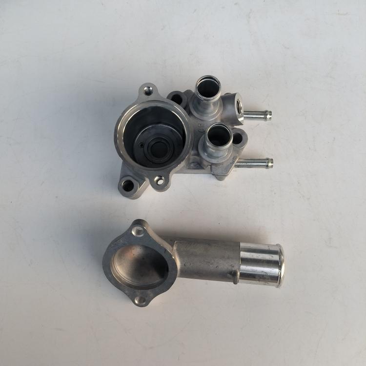 8A 479Q Engine Thermostat Cover Thermostat Base Seat for Geely CK MK LC Lifan 320 520 620