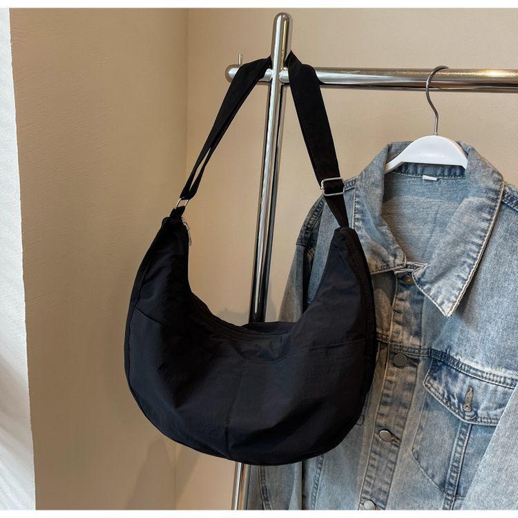 Waterproof Nylon Cloth Bag Messenger Bag New Versatile Dumpling Bag Simple Large Capacity Student Class Shoulder Bag