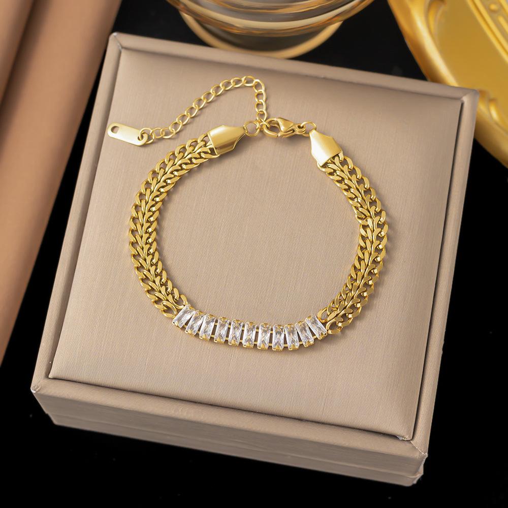 18K Gold Plated 316L Fashionable Titanium Steel Bracelets Waterproof Heart Roman Numerals Queen's Chain Link Bangles