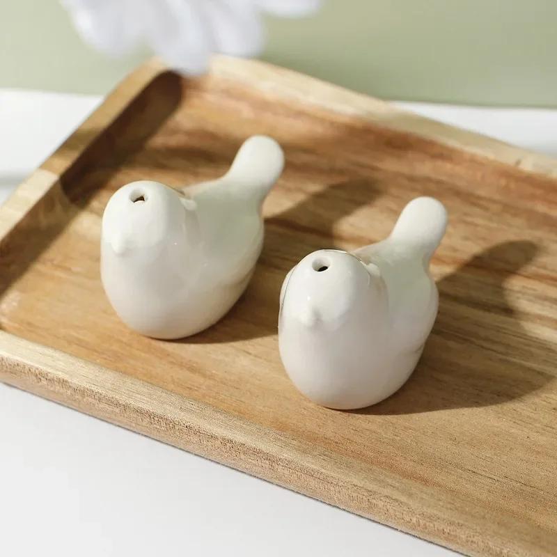 2Pcs/Set Ceramic Love Bird Seasoning Bottle Gift Box Wedding Companion Gift Classmate Party Souvenir Home Kitchen Seasoning Box