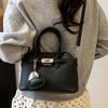Simple temperament hand bag women's spring new niche fashion messenger bag commuter shoulder bag