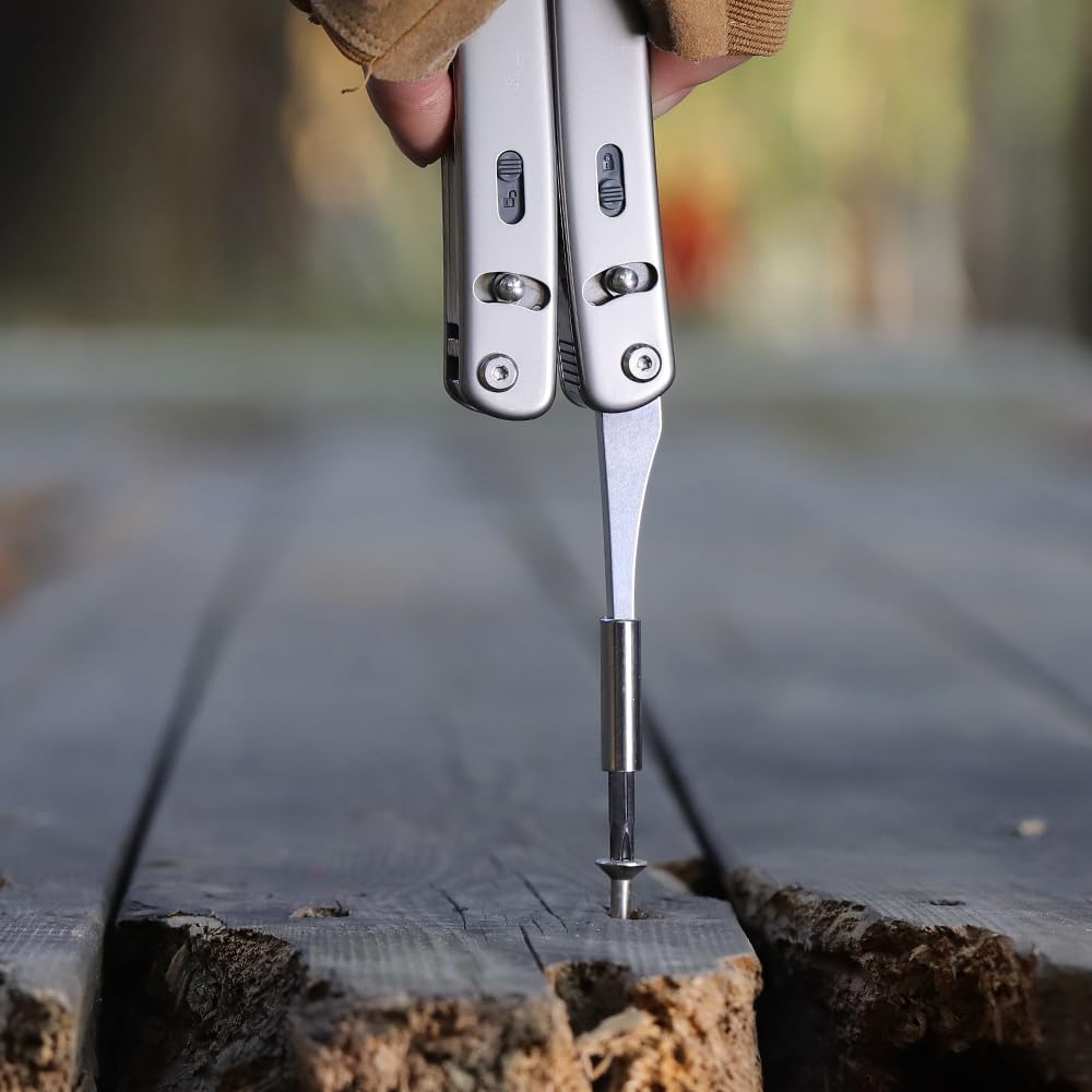 Customize your multi-tool to your liking with the Roxon FT09 Flex dedicated accessory set (rope cutter, file, ruler, large flathead screwdriver, and P