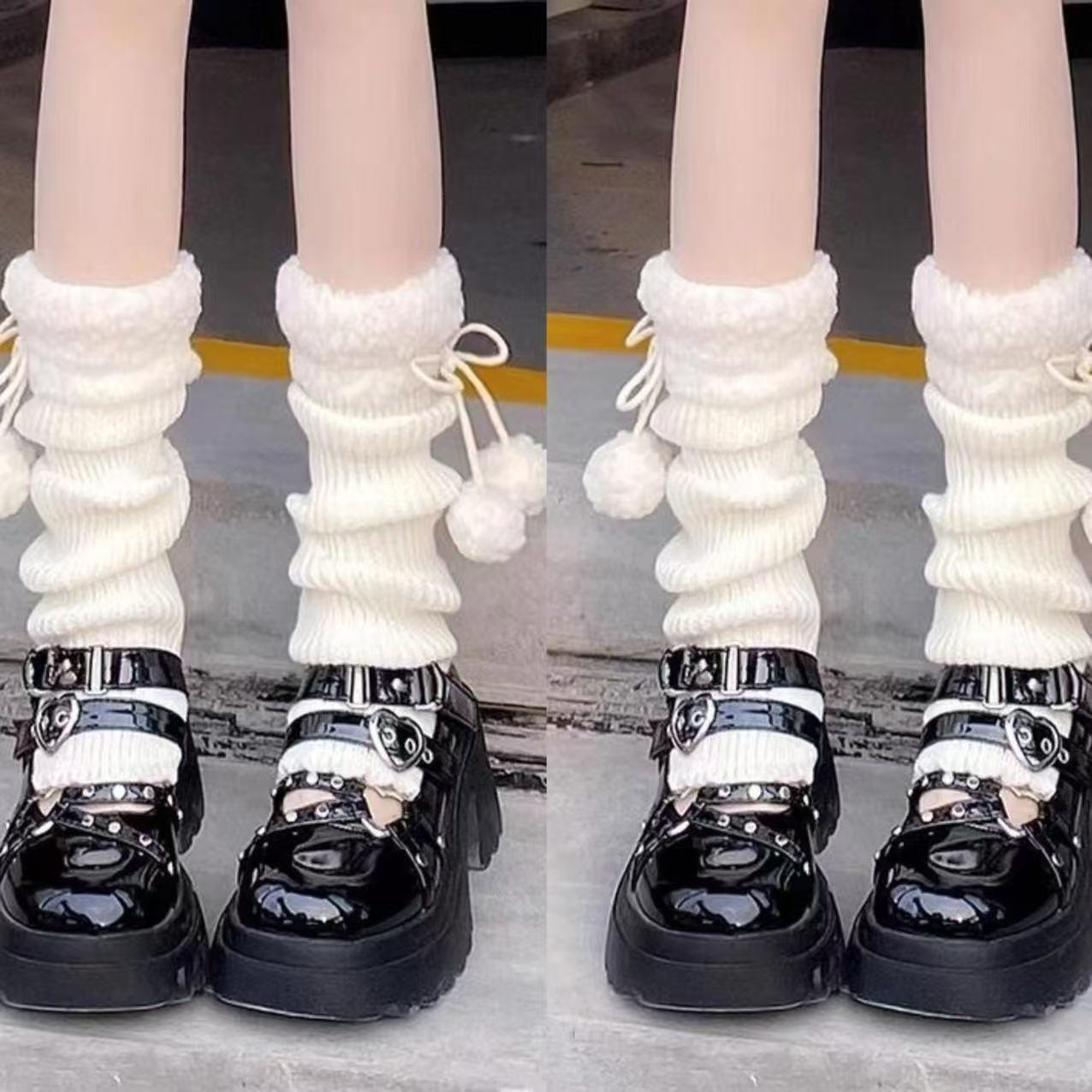 

Японські Лоліта Гетри з вовни ягняти з помпонами - Затишні Ретро Осінньо-Зимові Шкарпетки з Ефектом Збірки для Жінок one size