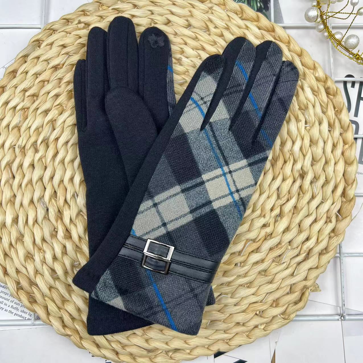 

Перчатки женские могут касаться экрана японские милые бархатные утолщенные ветрозащитные холодные теплые британские ветрозащитные перчатки для пальцев one size fits all чёрный