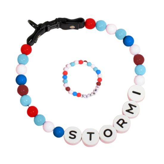 

Набор из 2 предметов: мужской женский браслет и ожерелье, разноцветные бусины, принт английскими буквами, регулируемые застежки, питомец