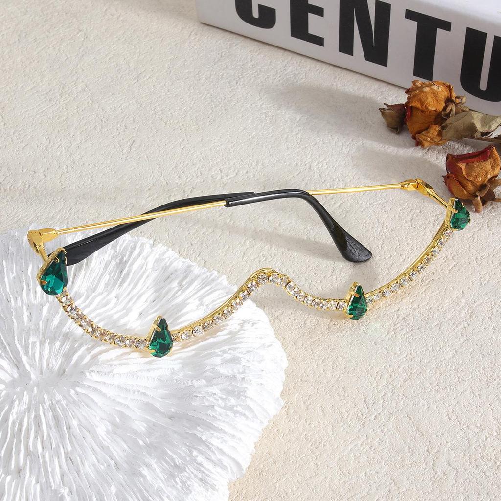 Fashion Rhinestone Eyeglass Frame for Women - Exaggerated Metal Design