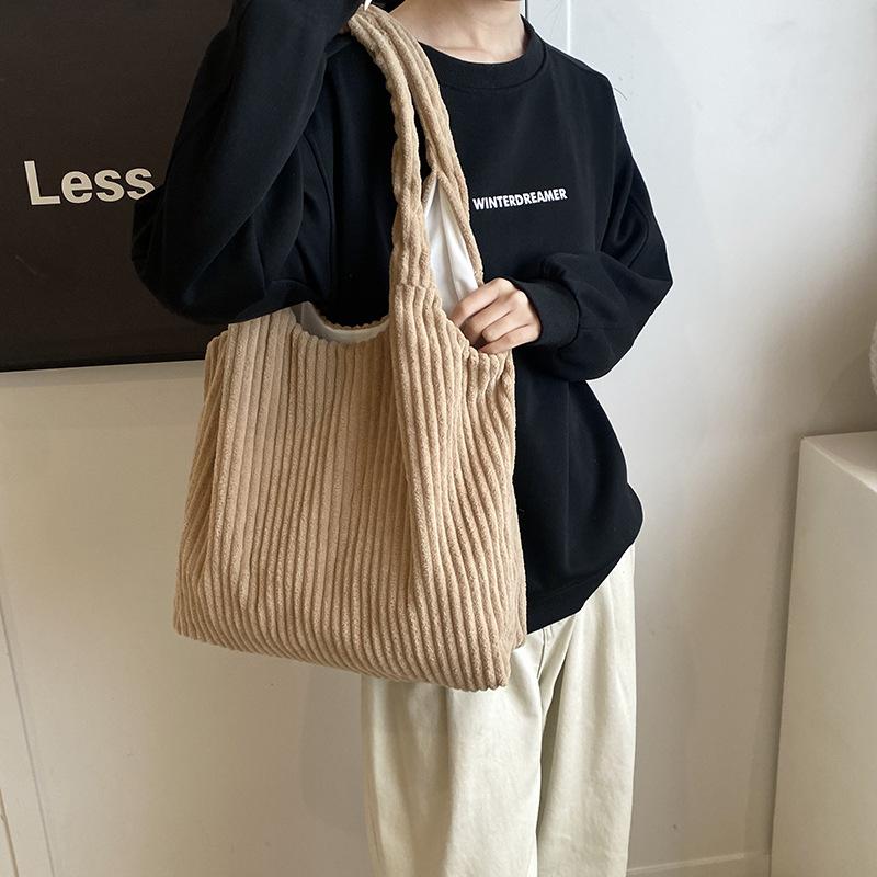 Fashion Velvet Large-capacity Bucket Bag 2025 Popular New Fashion Shoulder Underarm Bag Trendy Texture Women's Bag