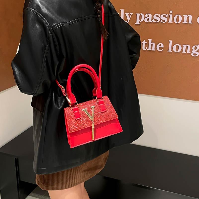 Letter Indentation Niche Bag Women's Fashion Trend Texture Handbag Bag Portable Fringed Messenger Bag