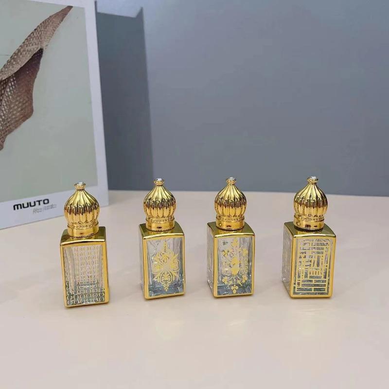 2 Pcs/set Random Pattern Luxury Golden Essential Oil Roller Bottle Refillable Perfume Bottle Glass Roll-On Essential Oil Bottle Cosmetics Container